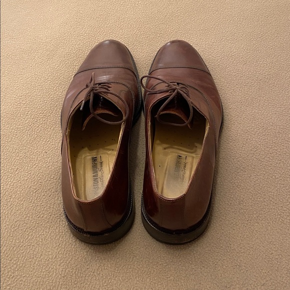 Johnston & Murphy Signature Series Cap Toe Dress Shoes. Men's 9.5. - Picture 2 of 8